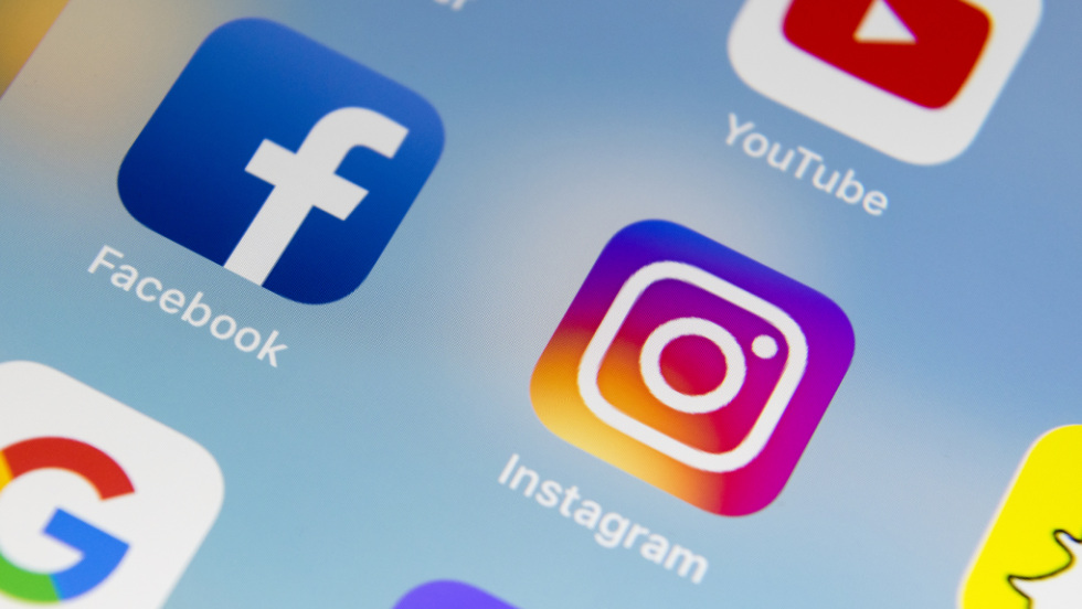 facebook - Instagram